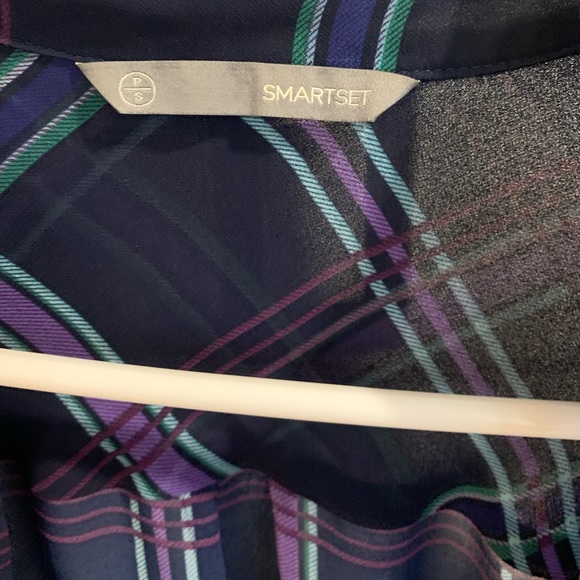 blue transparent blouse with two pockets - Picture 3 of 9